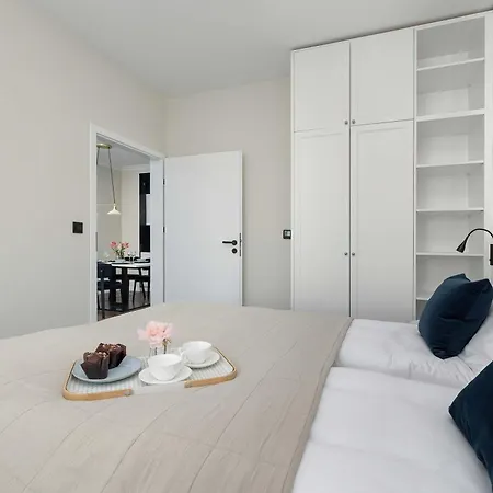 Klimatyzowany W Mielnie Z Parkingiem Blisko Plazy I Jeziora By Renters