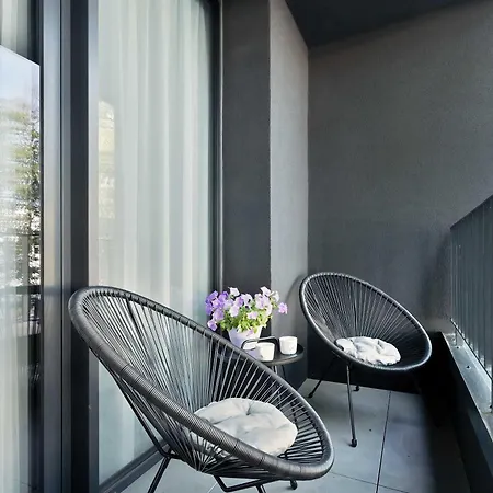 Klimatyzowany W Mielnie Z Parkingiem Blisko Plazy I Jeziora By Renters