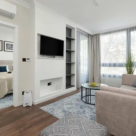 Apartment Klimatyzowany W Mielnie Z Parkingiem Blisko Plazy I Jeziora By Renters